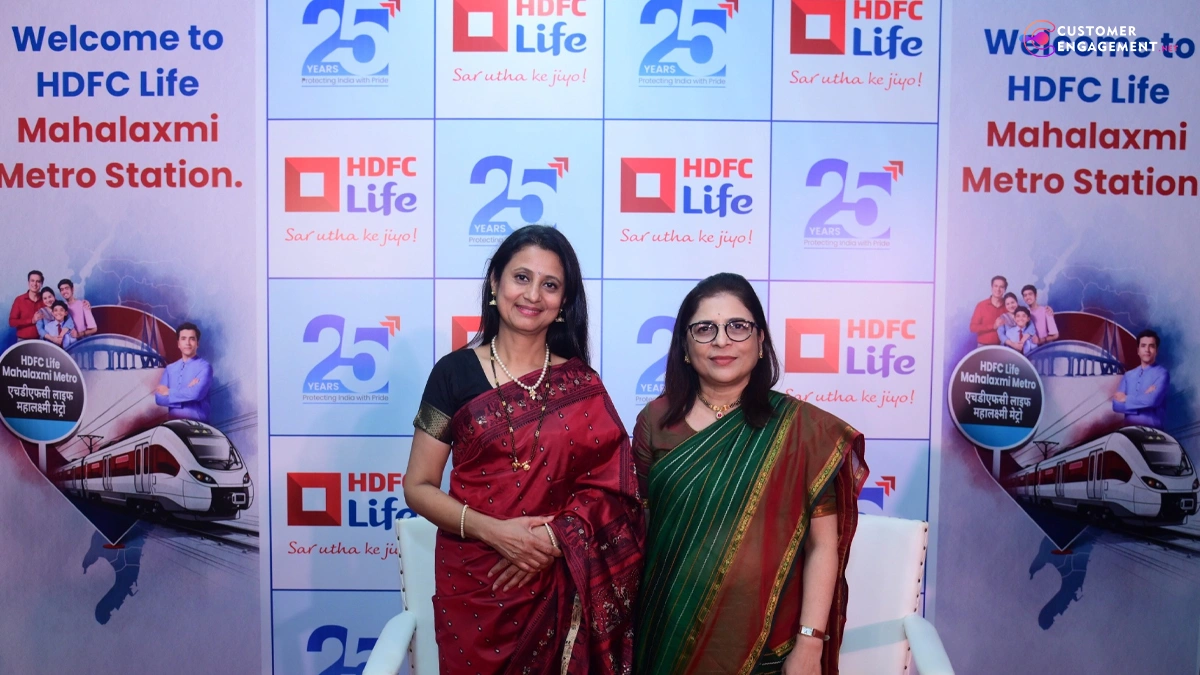 HDFC Life branding at Mahalaxmi Metro Station in Mumbai, celebrating 25 years of trust and financial protection.
